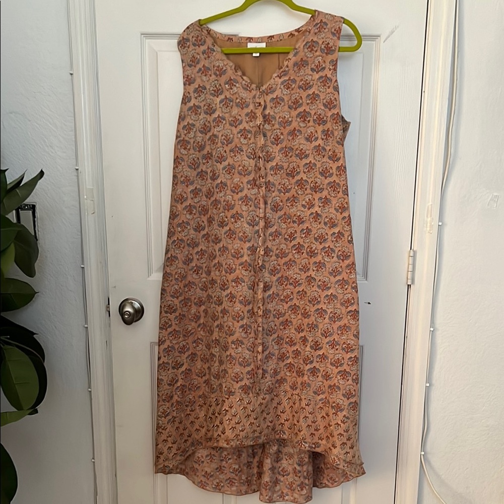 Floral Sleeveless Dress - tan floral